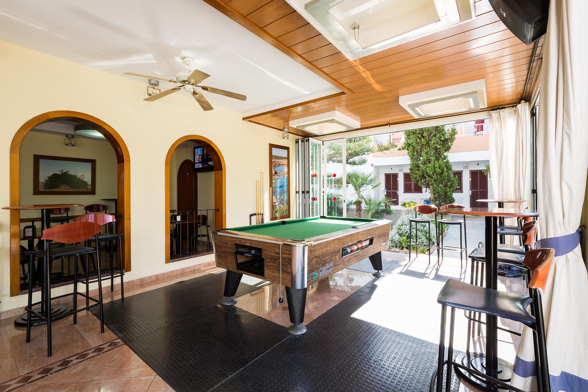 Apartamentos Zodiac Sant Antoni de Portmany Dış mekan fotoğraf